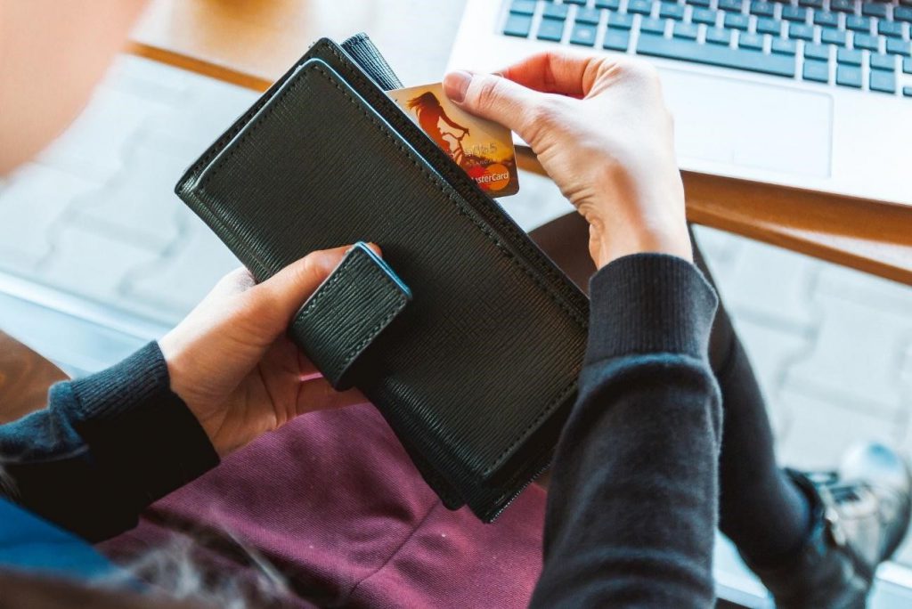 6 dicas para você parar de uma vez por todas de misturar as contas pessoais com as contas da empresa!